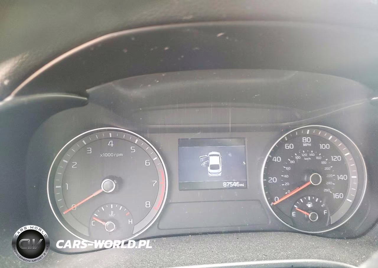 2019 Kia Forte Lxs VIN:3KPF24AD8KE083488 - 9