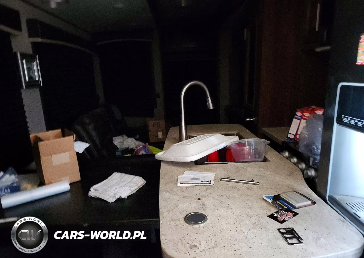 2019 Jayco Eagle Camper VIN:1UJBJ0BU9K1EA0110 - 6