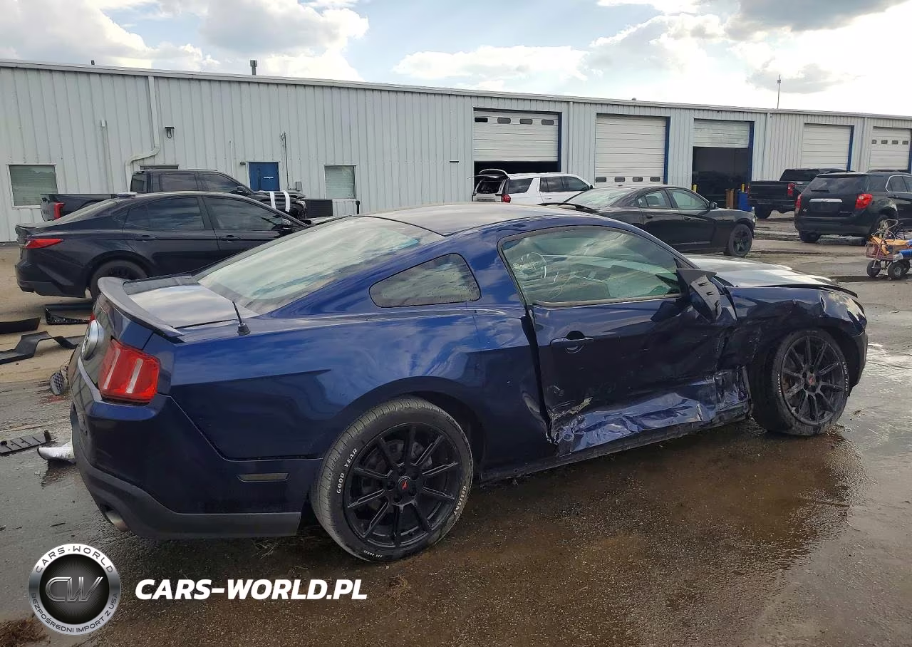 2011 Ford Mustang VIN:1ZVBP8AMXB5103918 - 3