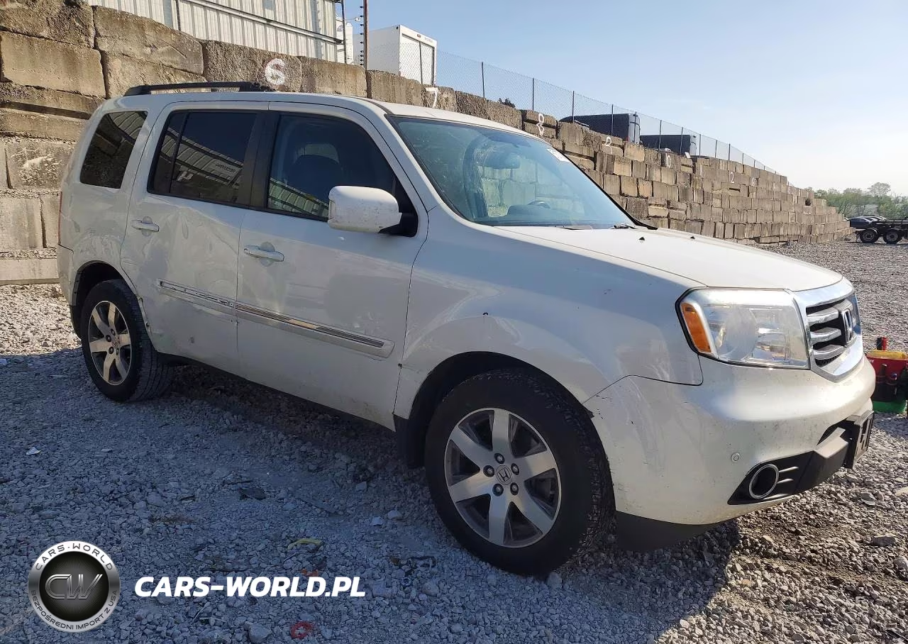 2015 Honda Pilot Touring VIN:5FNYF4H99FB014064 - 4