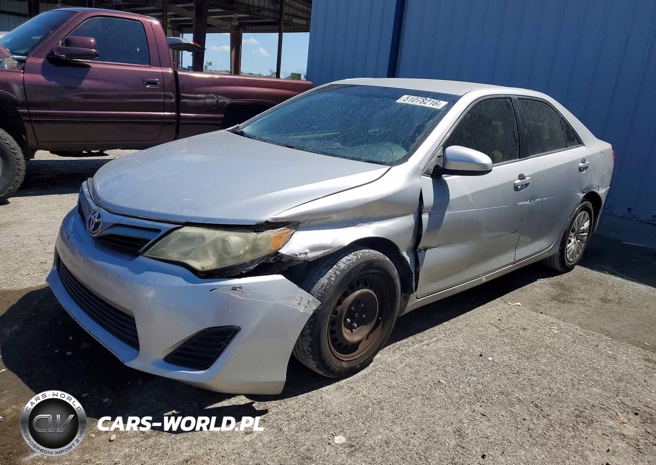 2012 Toyota Camry L – zdjęcie 1 z 12