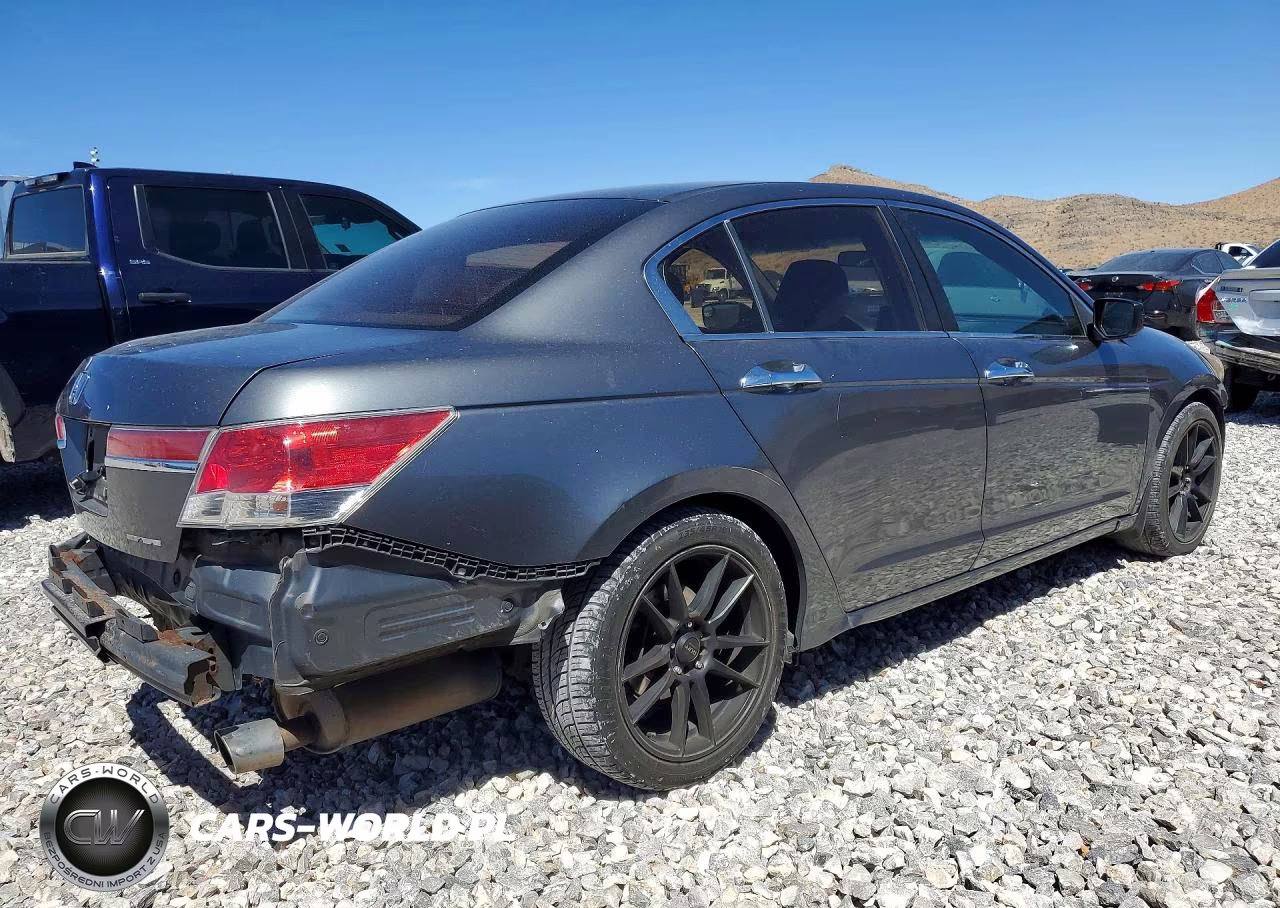 2009 Honda Accord VIN:JHMCP26459C008037 - 3