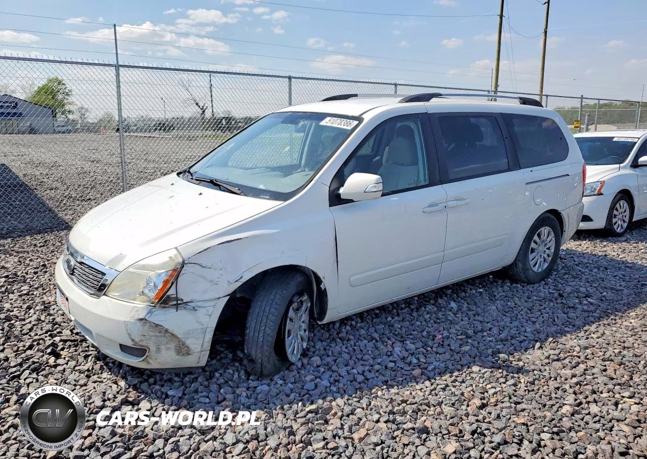 2011 Kia Sedona Lx