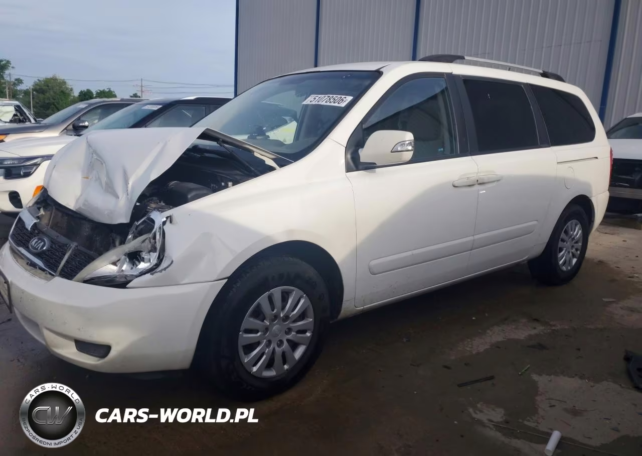2011 Kia Sedona Lx