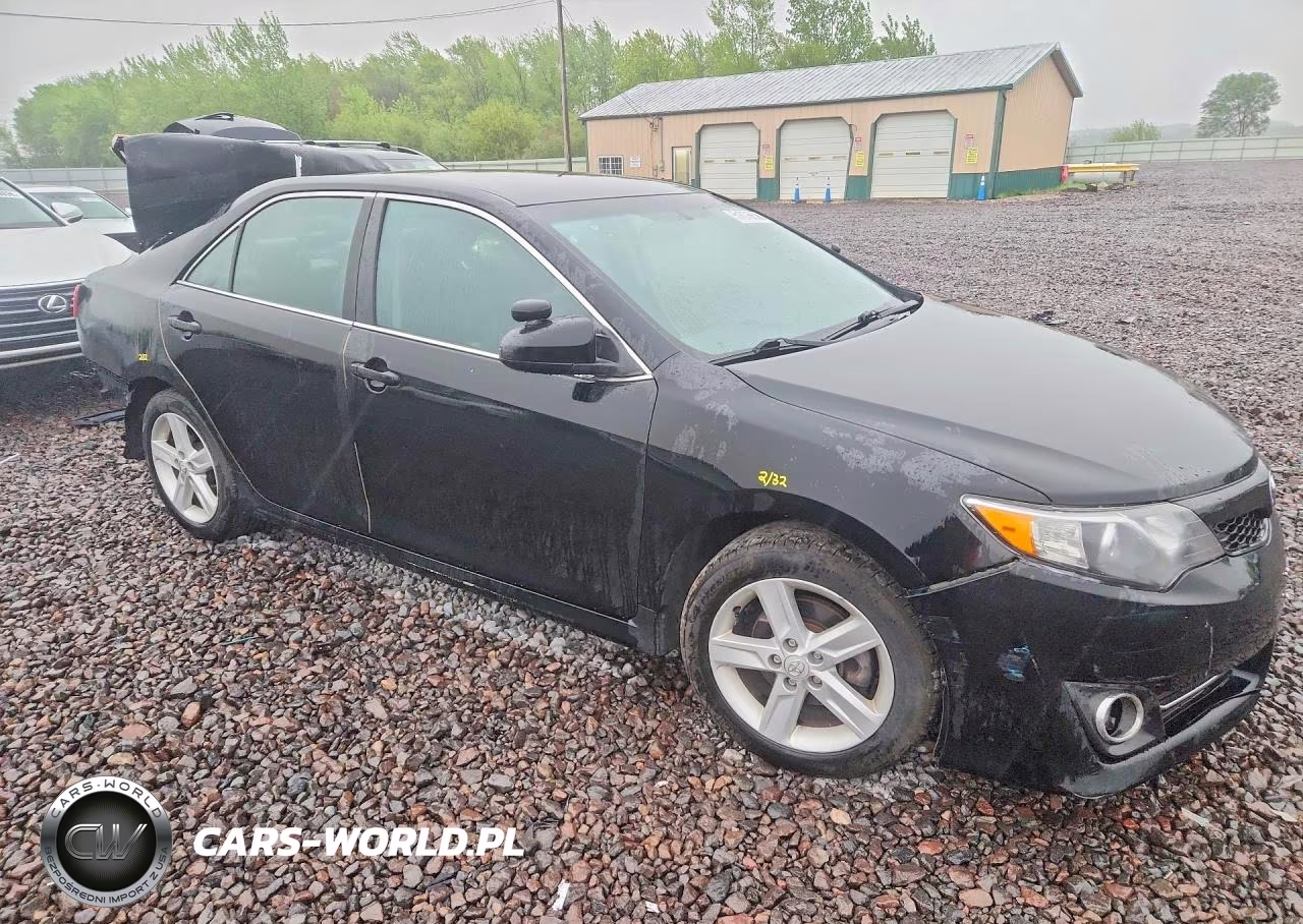 2014 Toyota Camry Se VIN:4T1BF1FK9EU758582 - 4