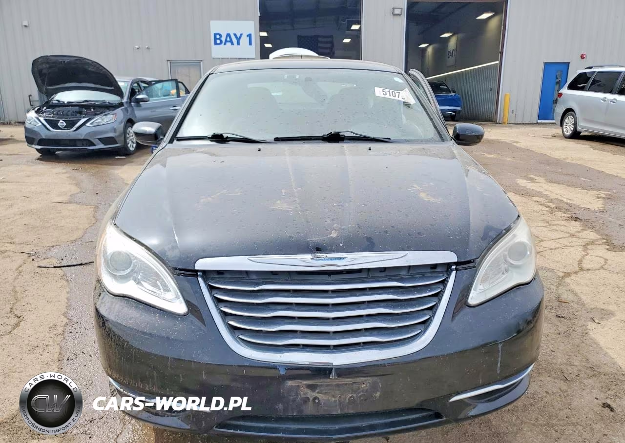 2013 Chrysler 200 Touring VIN:1C3CCBBB9DN506406 - 5