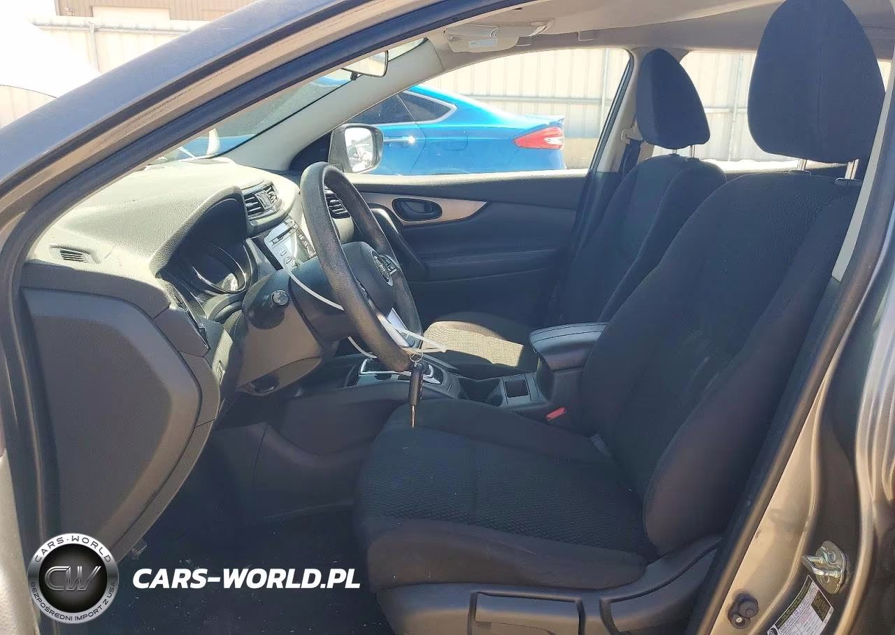 2018 Nissan Rogue Sport S VIN:JN1BJ1CR5JW255850 - 7