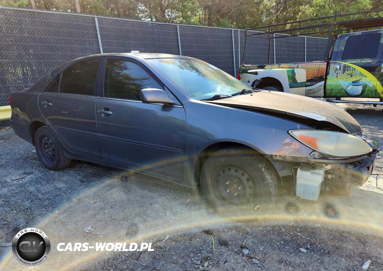 2004 Toyota Camry Le VIN:4T1BE32K24U895527 - 4