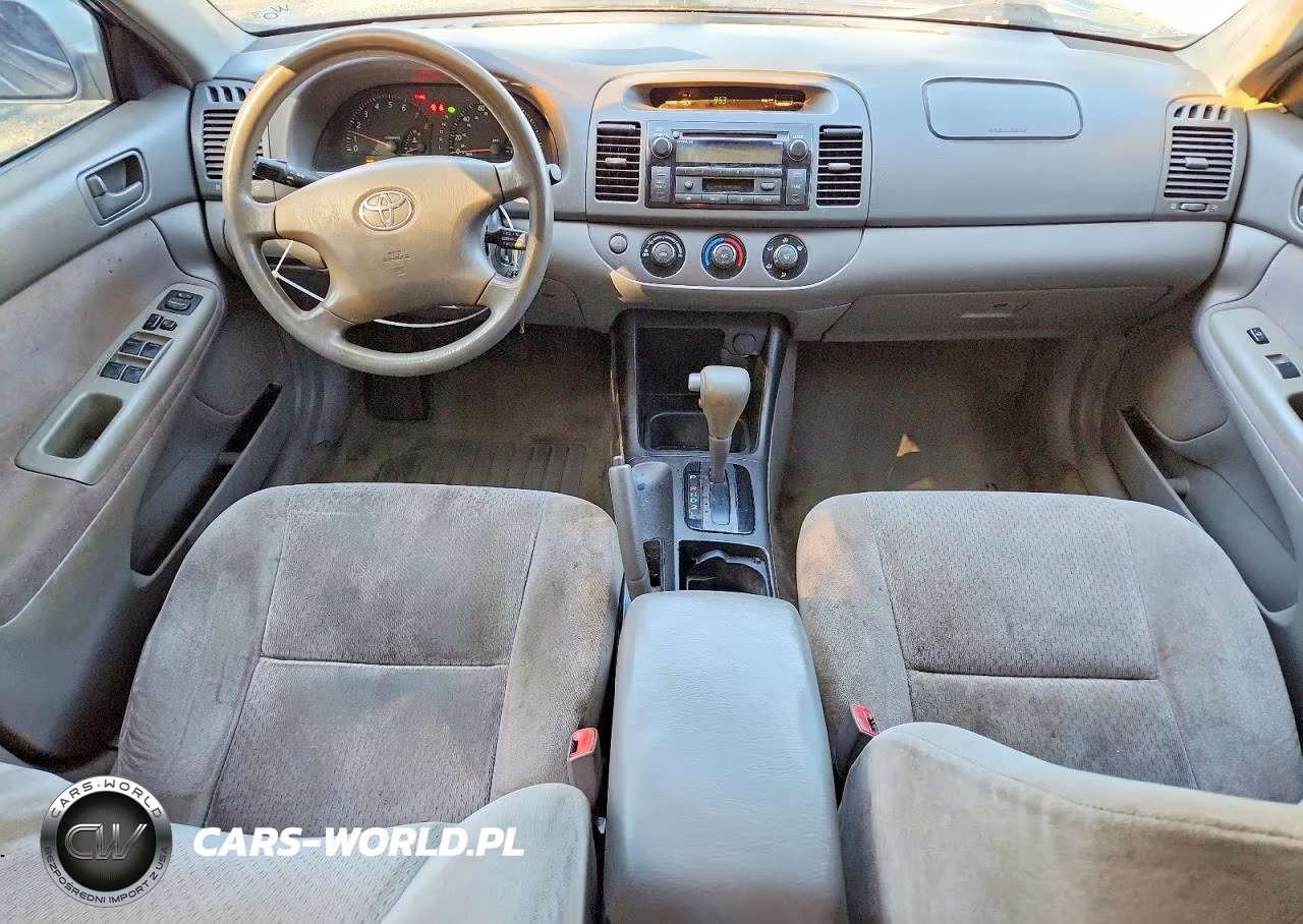 2004 Toyota Camry Le VIN:4T1BE32K24U895527 - 8
