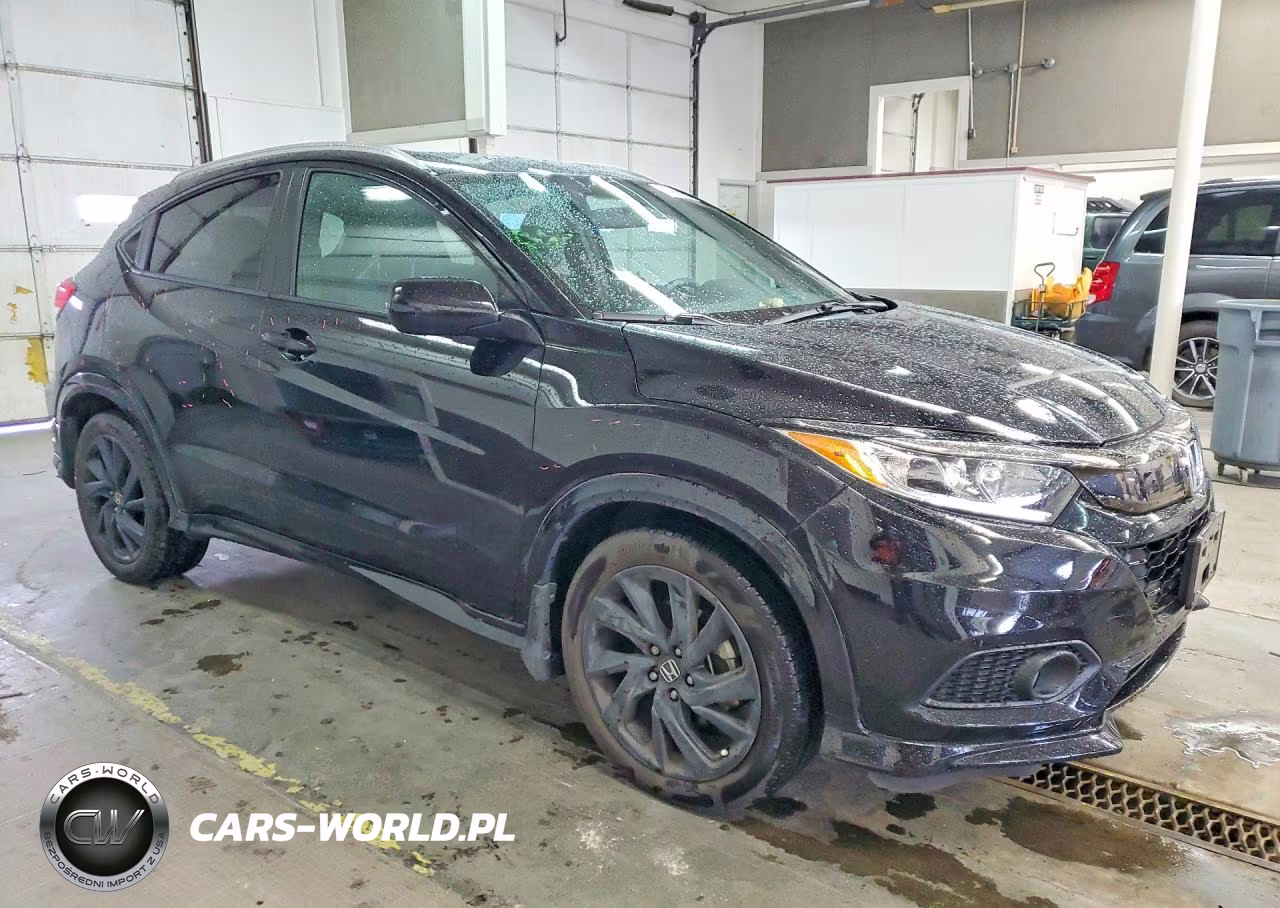 2021 Honda Hr-V Sport VIN:3CZRU6H16MM752018 - 4