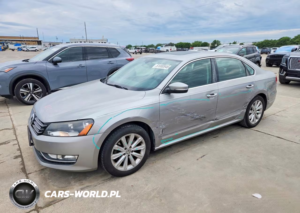 2013 Volkswagen Passat Sel