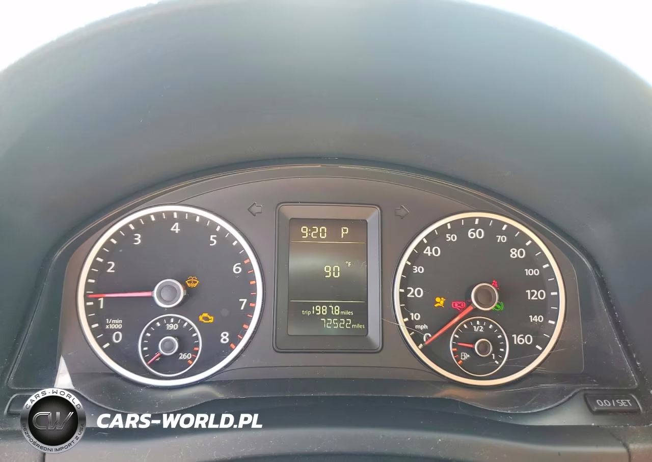 2011 Volkswagen Tiguan S VIN:WVGAV7AX5BW527196 - 9