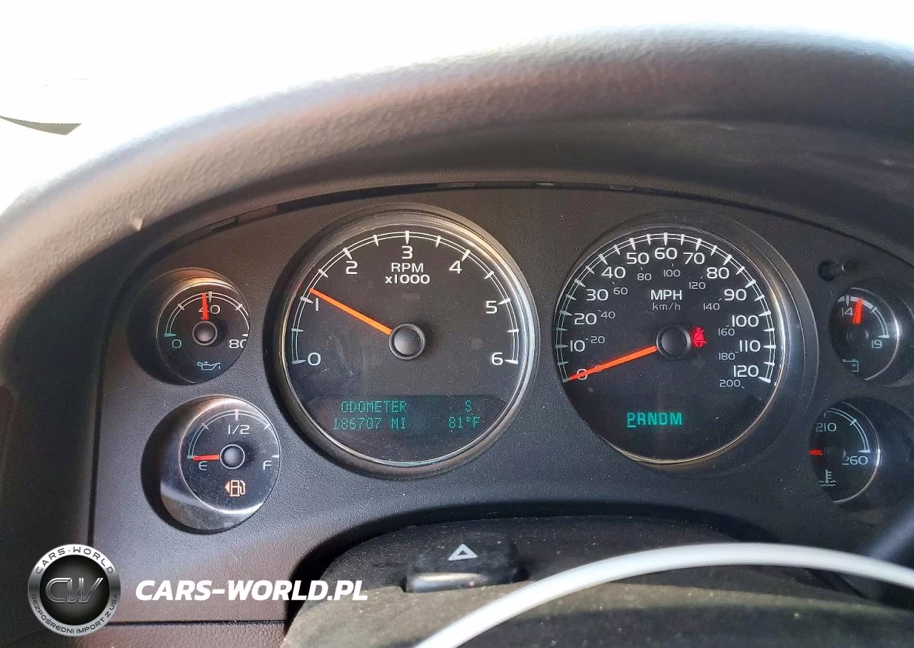 2014 Chevrolet Suburban C1500 Lt VIN:1GNSCJE06ER230036 - 9