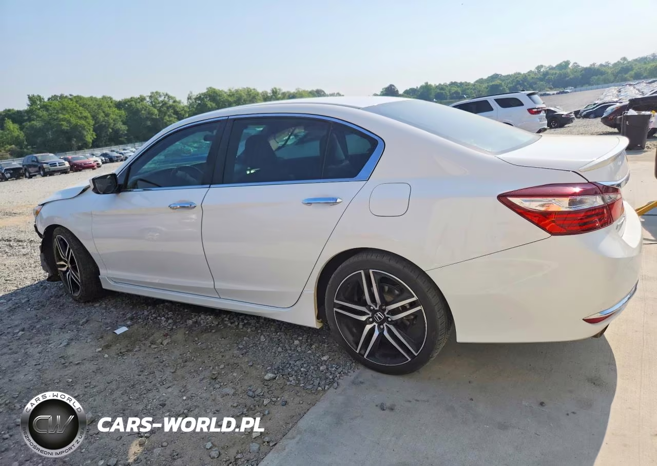 2017 Honda Accord Sport VIN:1HGCR2F5XHA103449 - 2