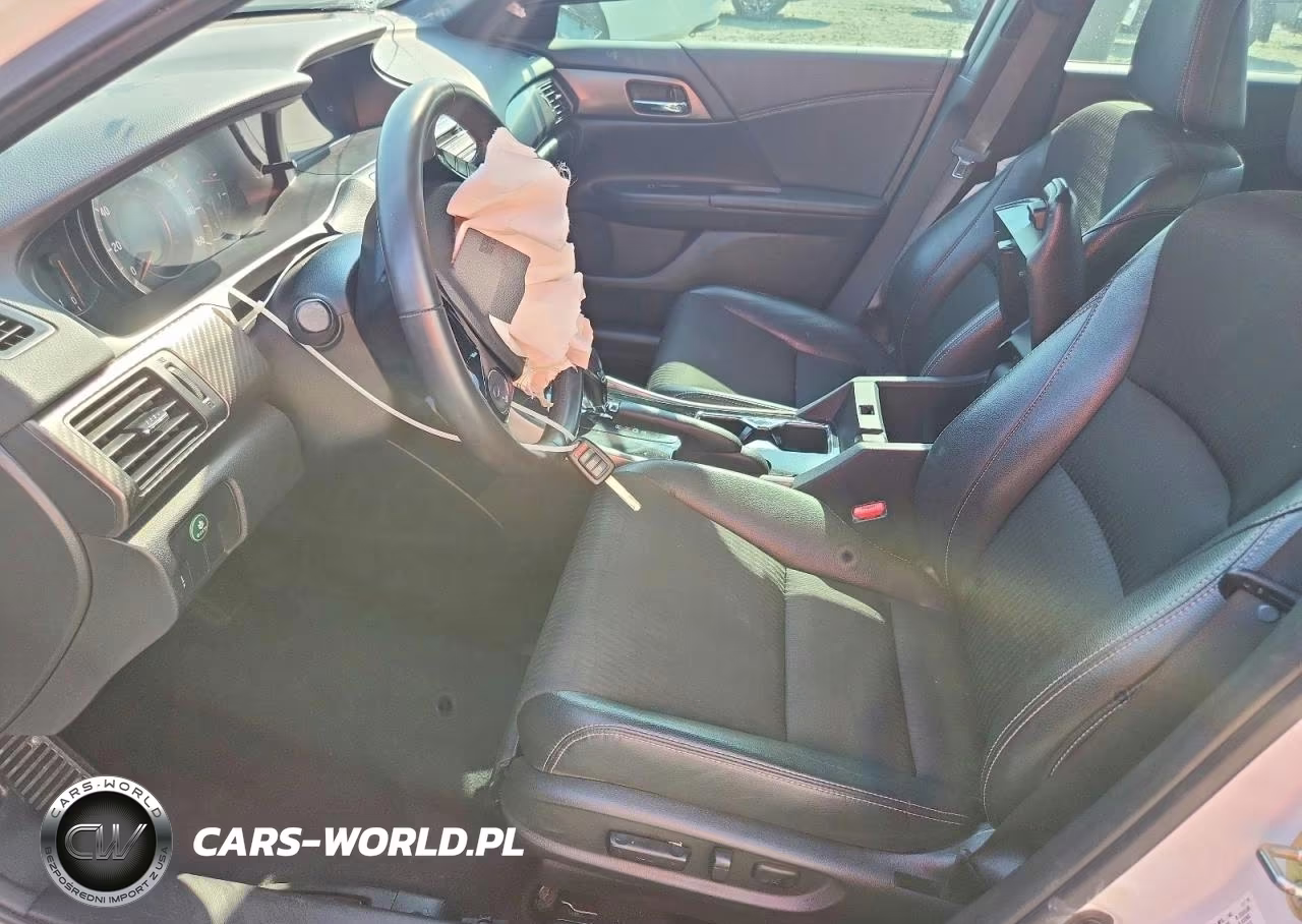 2017 Honda Accord Sport VIN:1HGCR2F5XHA103449 - 7