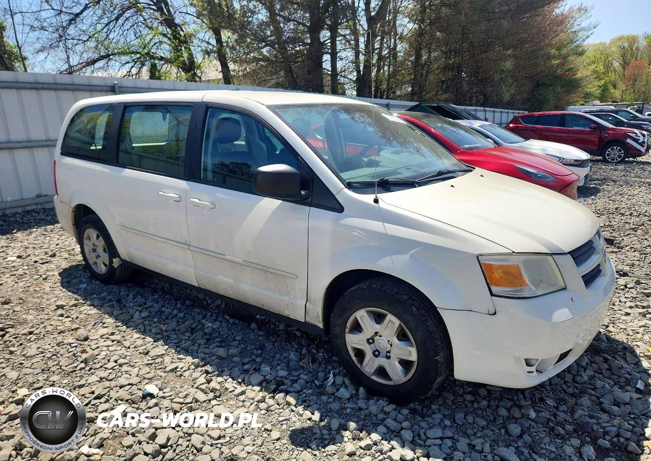 2010 Dodge Grand Caravan Se VIN:2D4RN4DEXAR265668 - 4