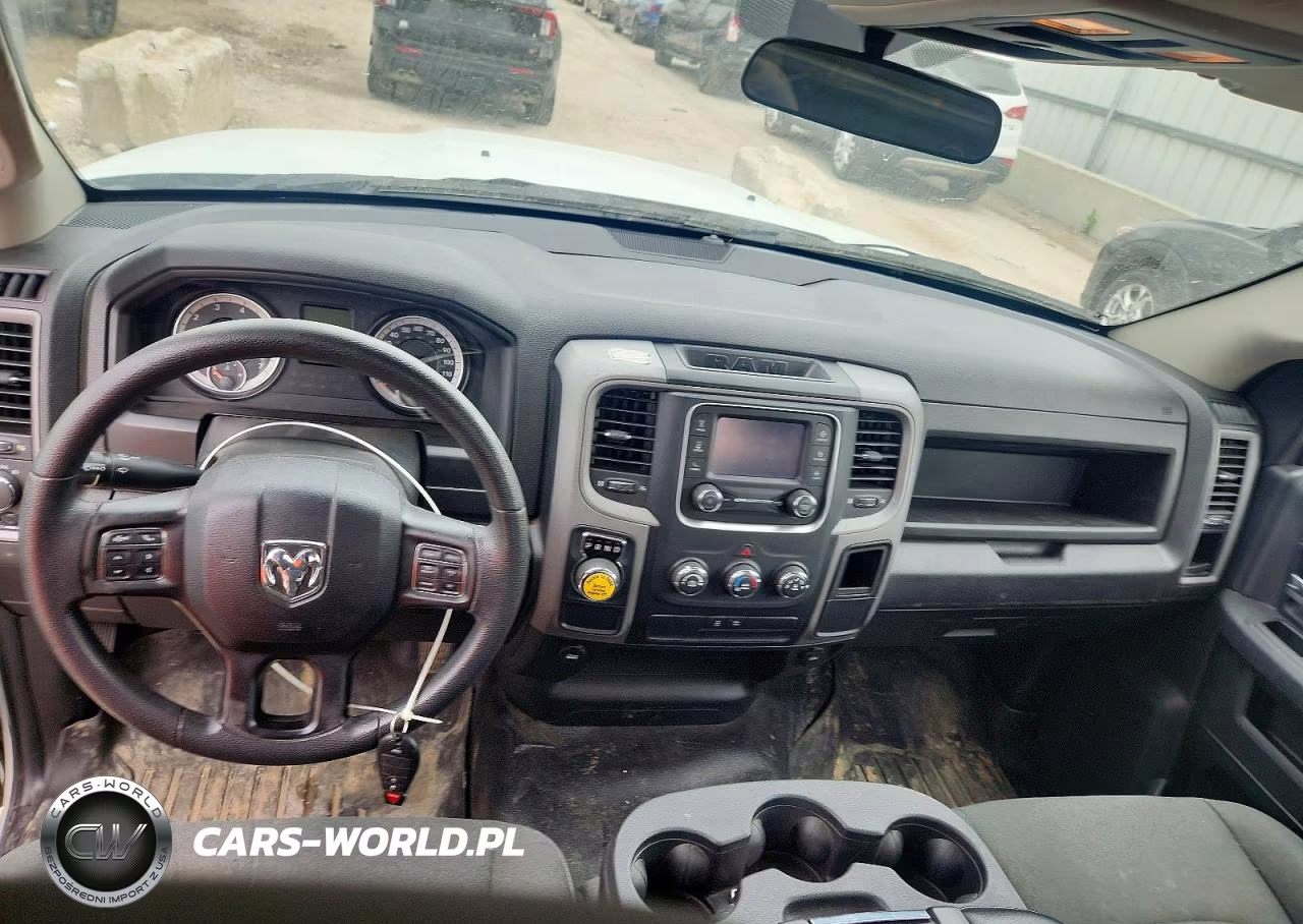 2022 Ram 1500 Classic Tradesman VIN:3C6JR6DG5NG427222 - 8