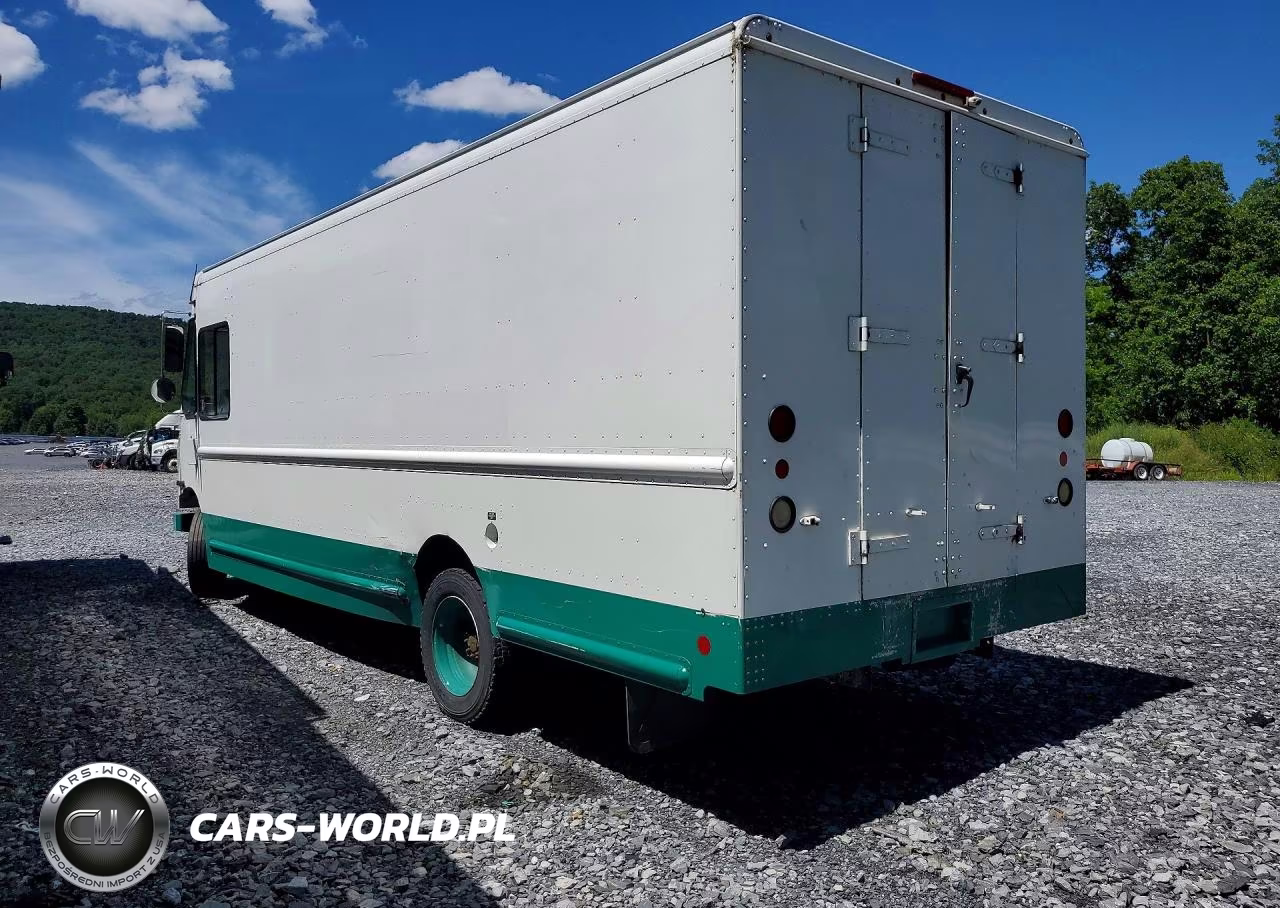 2015 Freightliner Mt45 Chassis Delivery Truck VIN:4UZAC2DV4FCGP3389 - 2