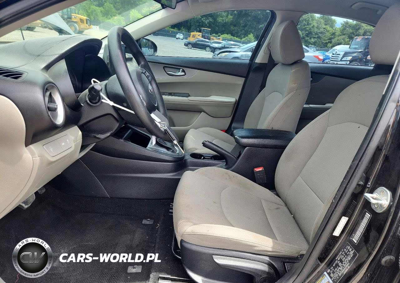 2019 Kia Forte Lxs VIN:3KPF24AD2KE098441 - 7