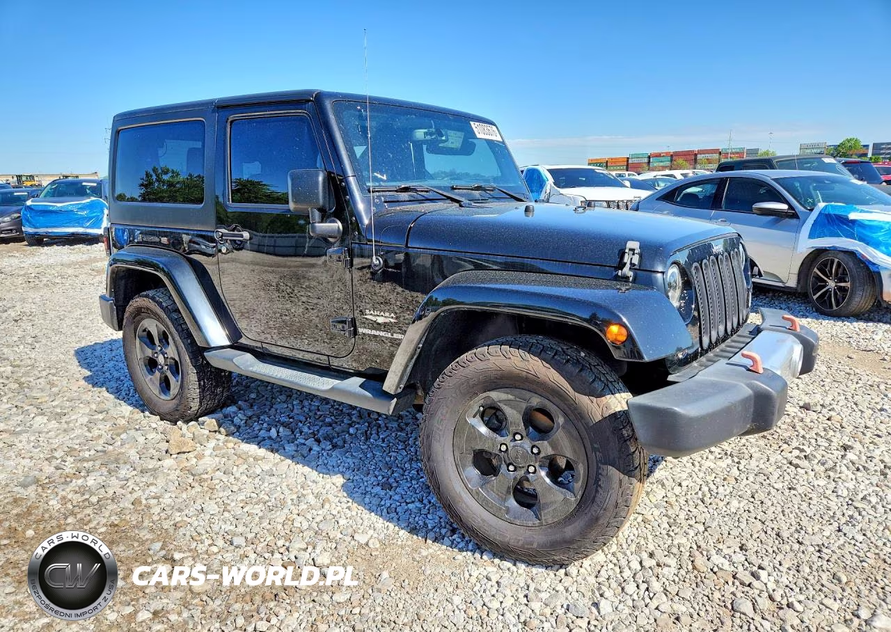 2015 Jeep Wrangler Sahara VIN:1C4GJWBG6FL773247 - 4