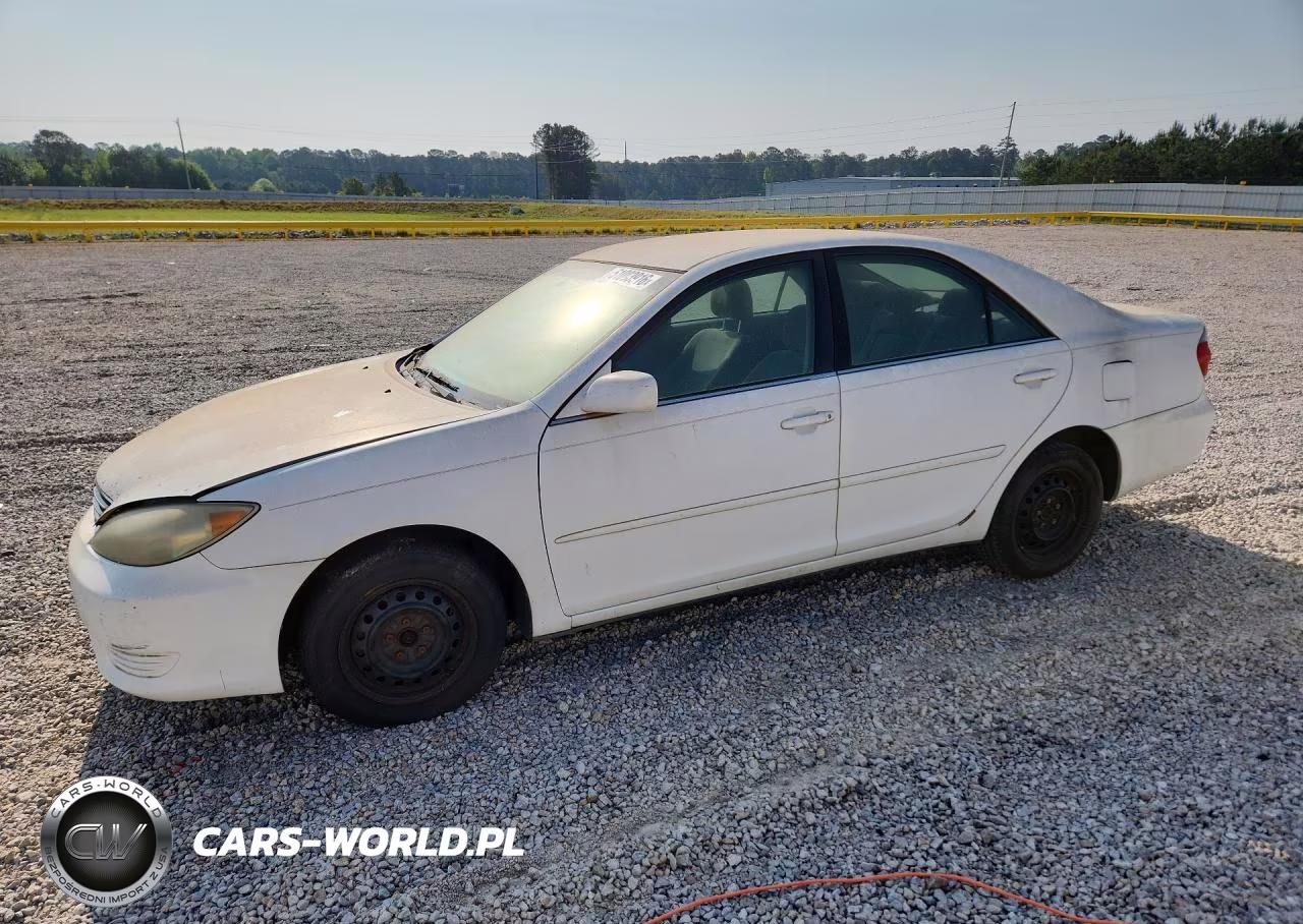 2005 Toyota Camry Le