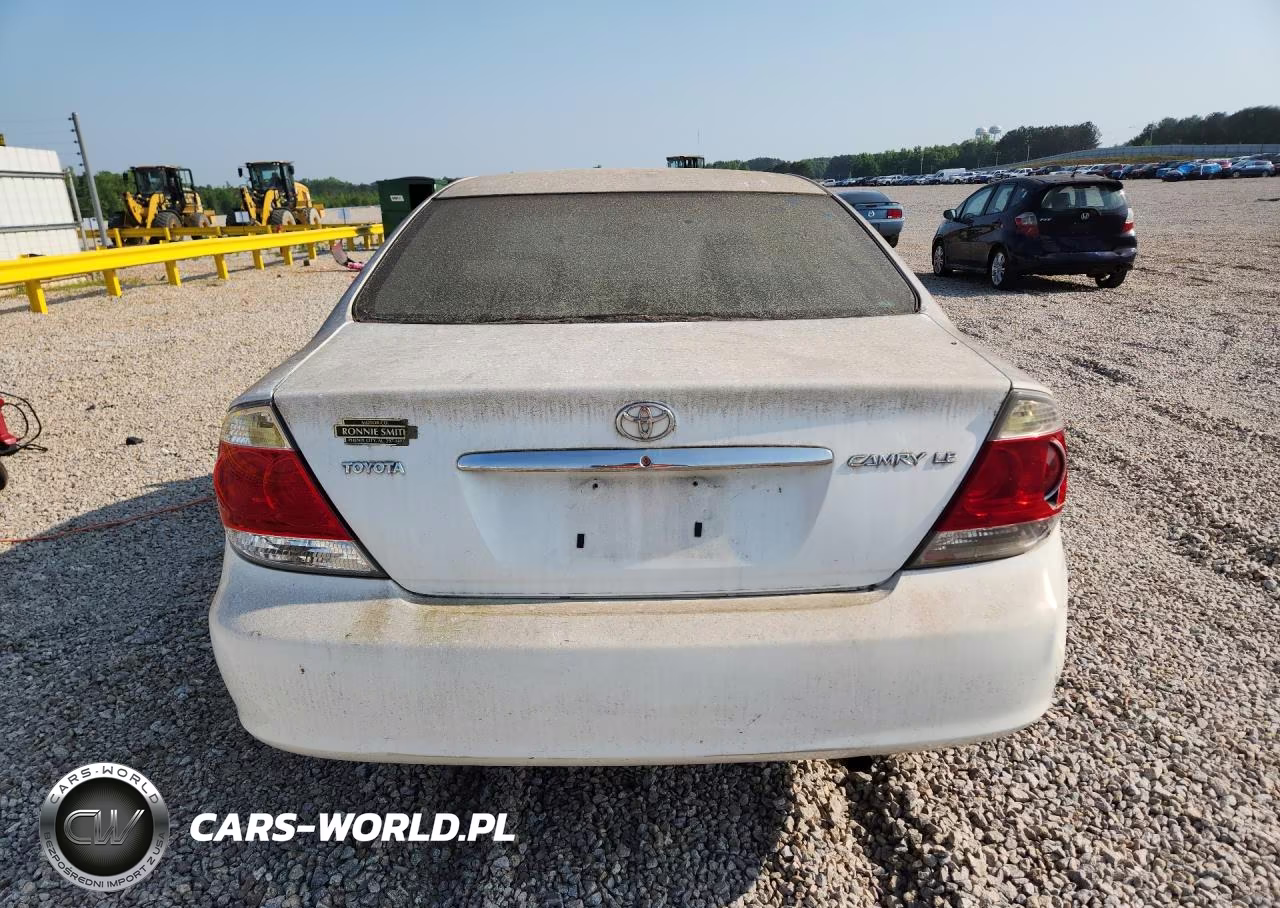 2005 Toyota Camry Le VIN:4T1BE32K35U556373 - 6