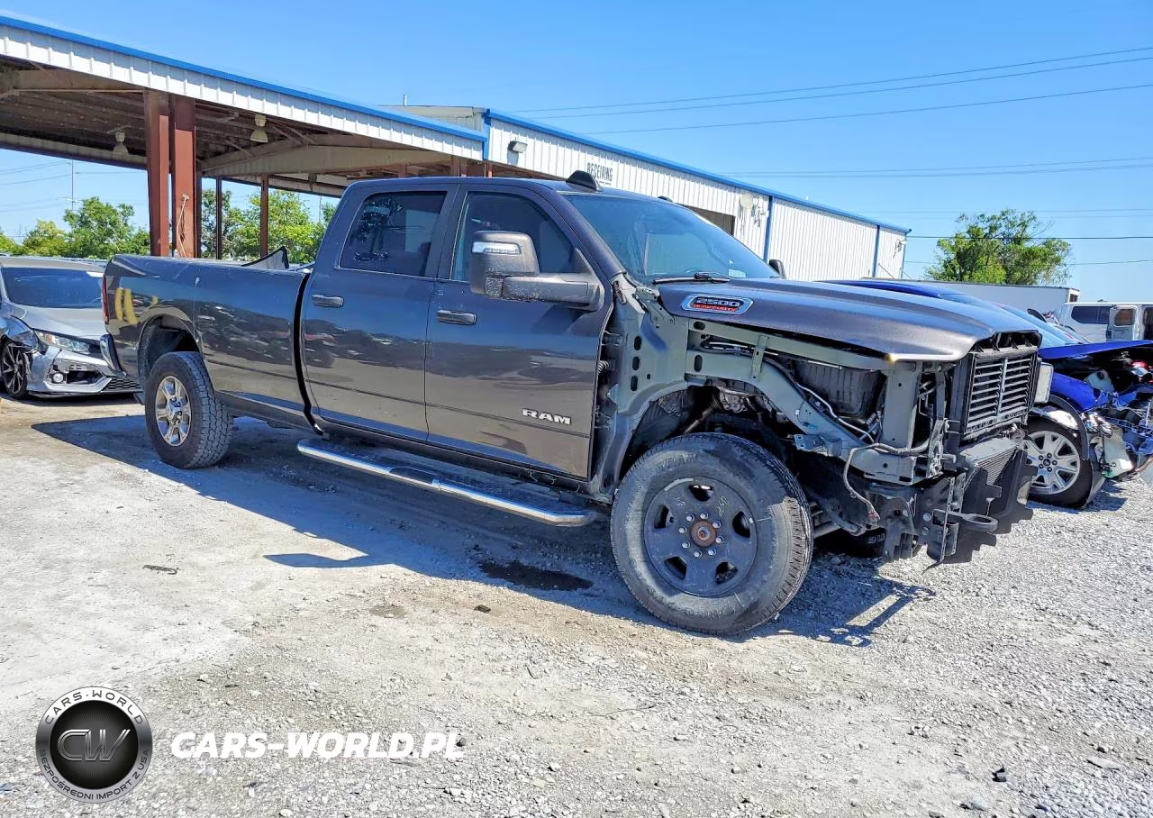 2023 Ram 2500 Big Horn VIN:3C6UR5JL5PG576385 - 4