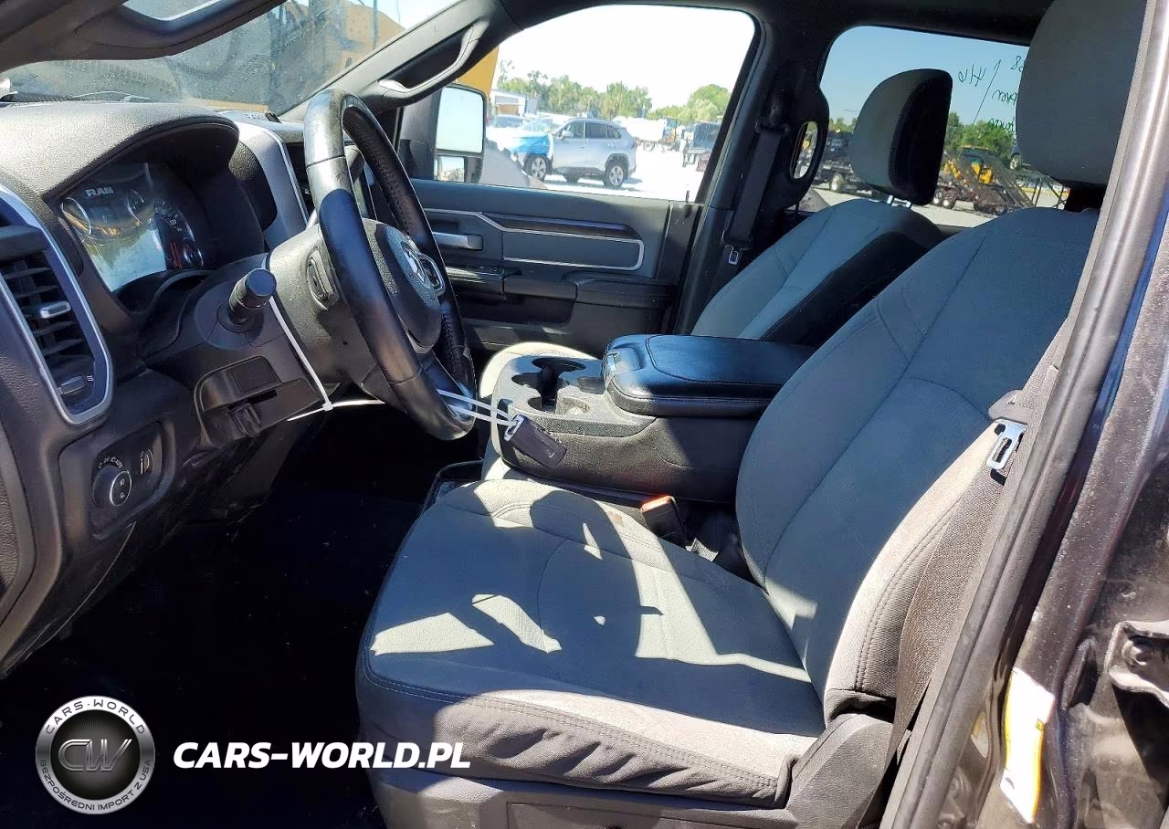 2023 Ram 2500 Big Horn VIN:3C6UR5JL5PG576385 - 7