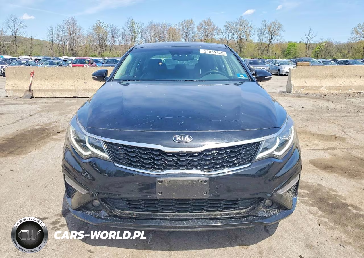 2019 Kia Optima S VIN:5XXGT4L3XKG285276 - 5