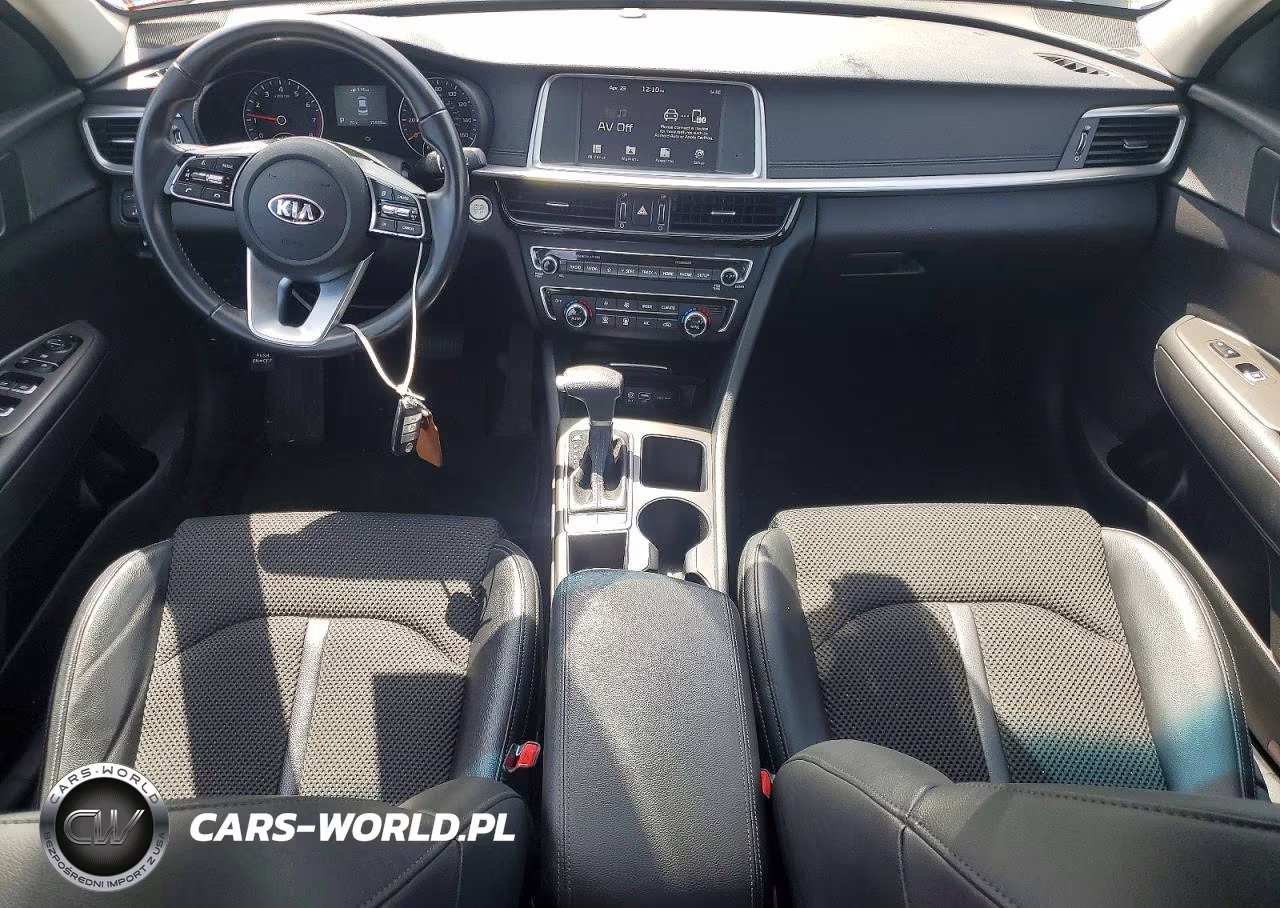 2019 Kia Optima S VIN:5XXGT4L3XKG285276 - 8