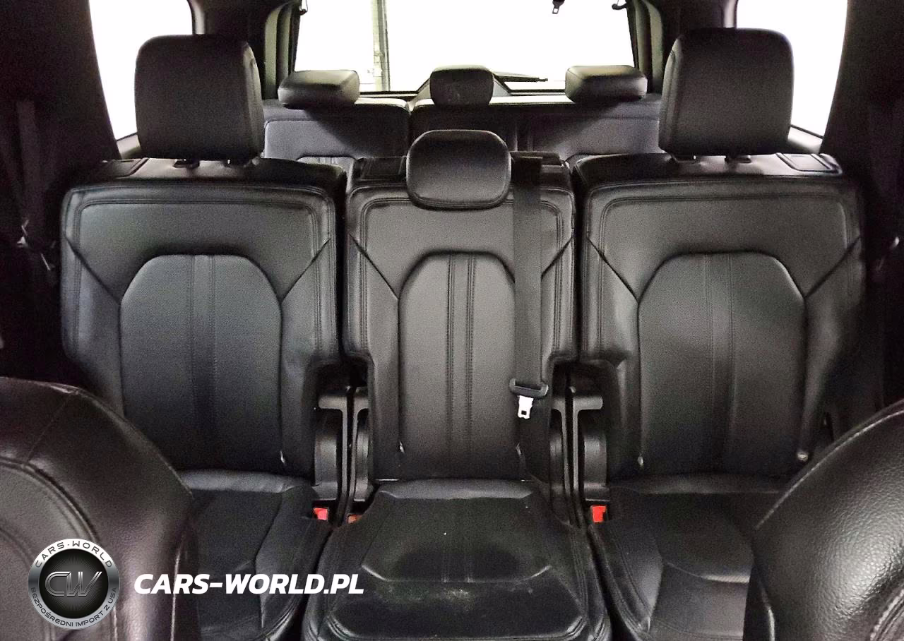 2020 Ford Expedition Limited VIN:1FMJU2AT3LEA50049 - 10