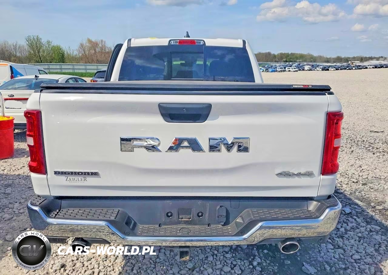 2026 Ram 1500 Big Horn VIN:1C6SRFFT1TN244337 - 6