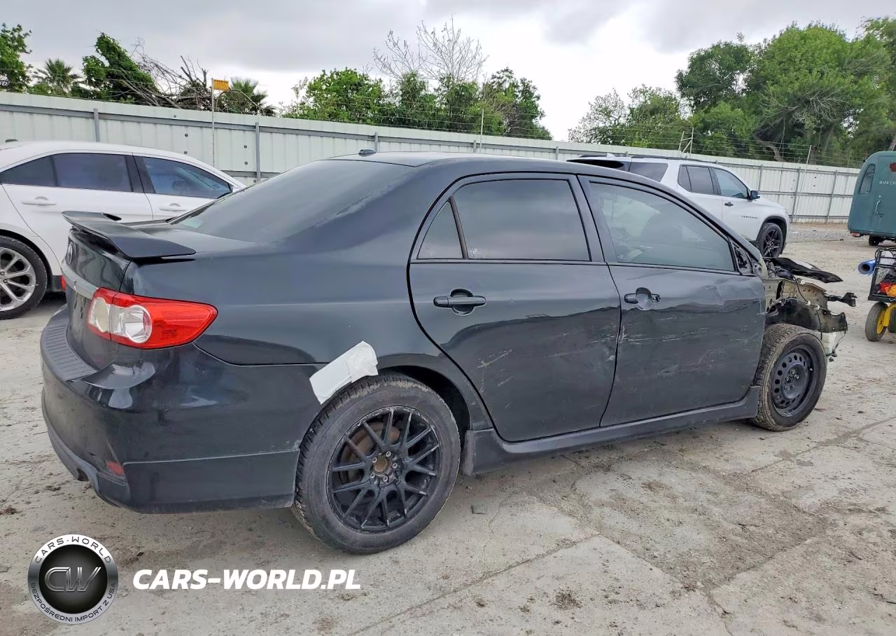 2013 Toyota Corolla S VIN:5YFBU4EE3DP074520 - 3