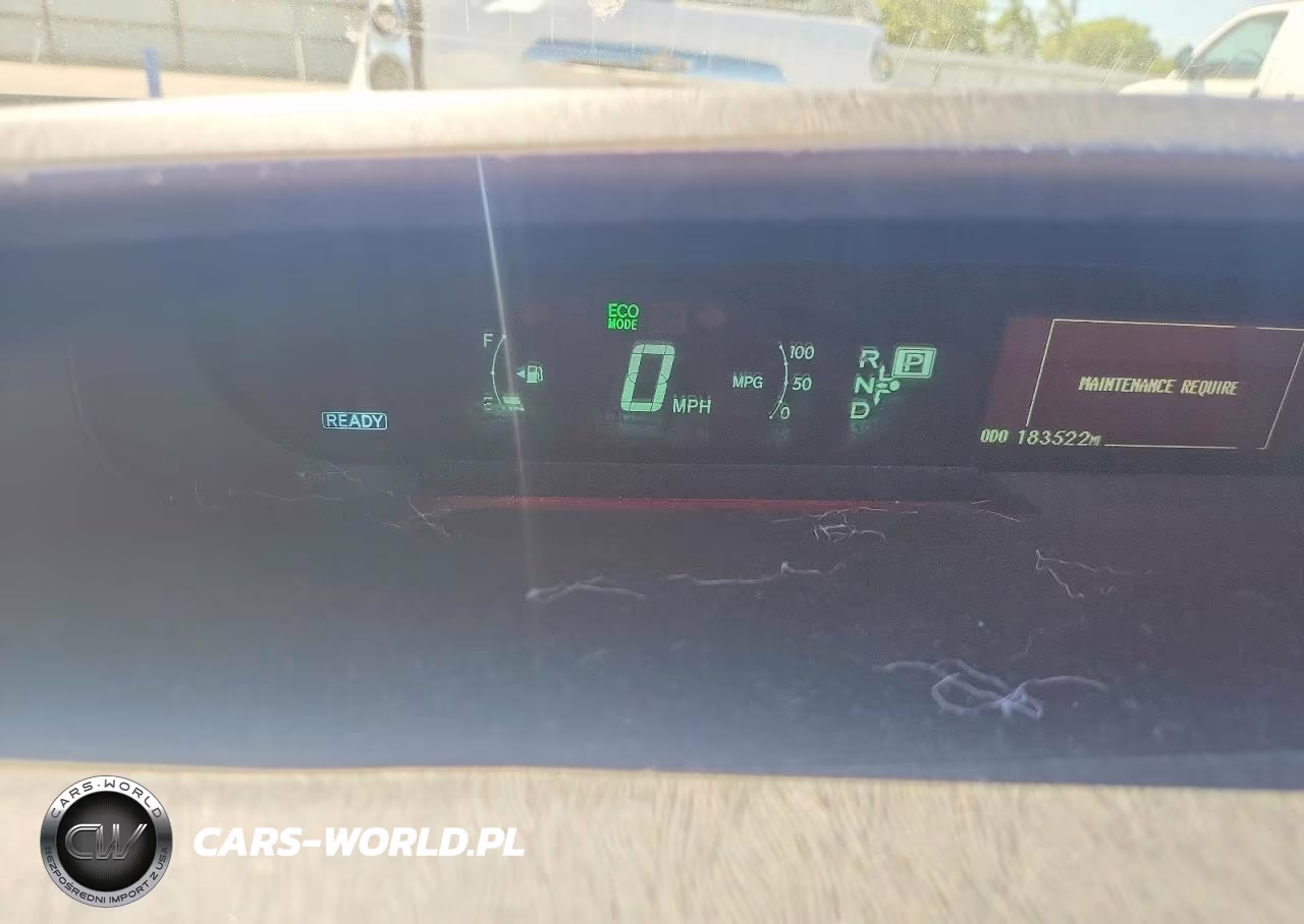 2015 Toyota Prius Two VIN:JTDKN3DU6F1911347 - 9