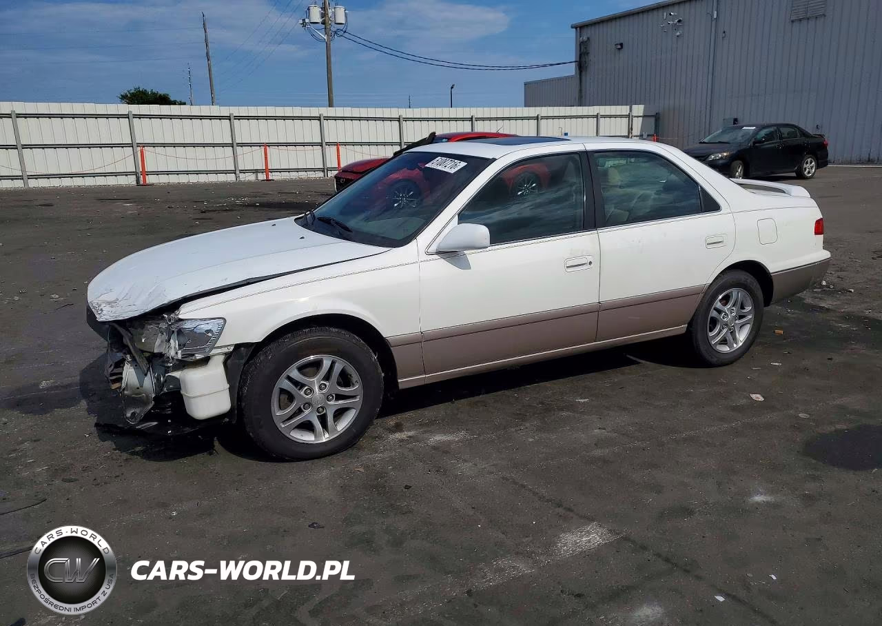 2000 Toyota Camry Le