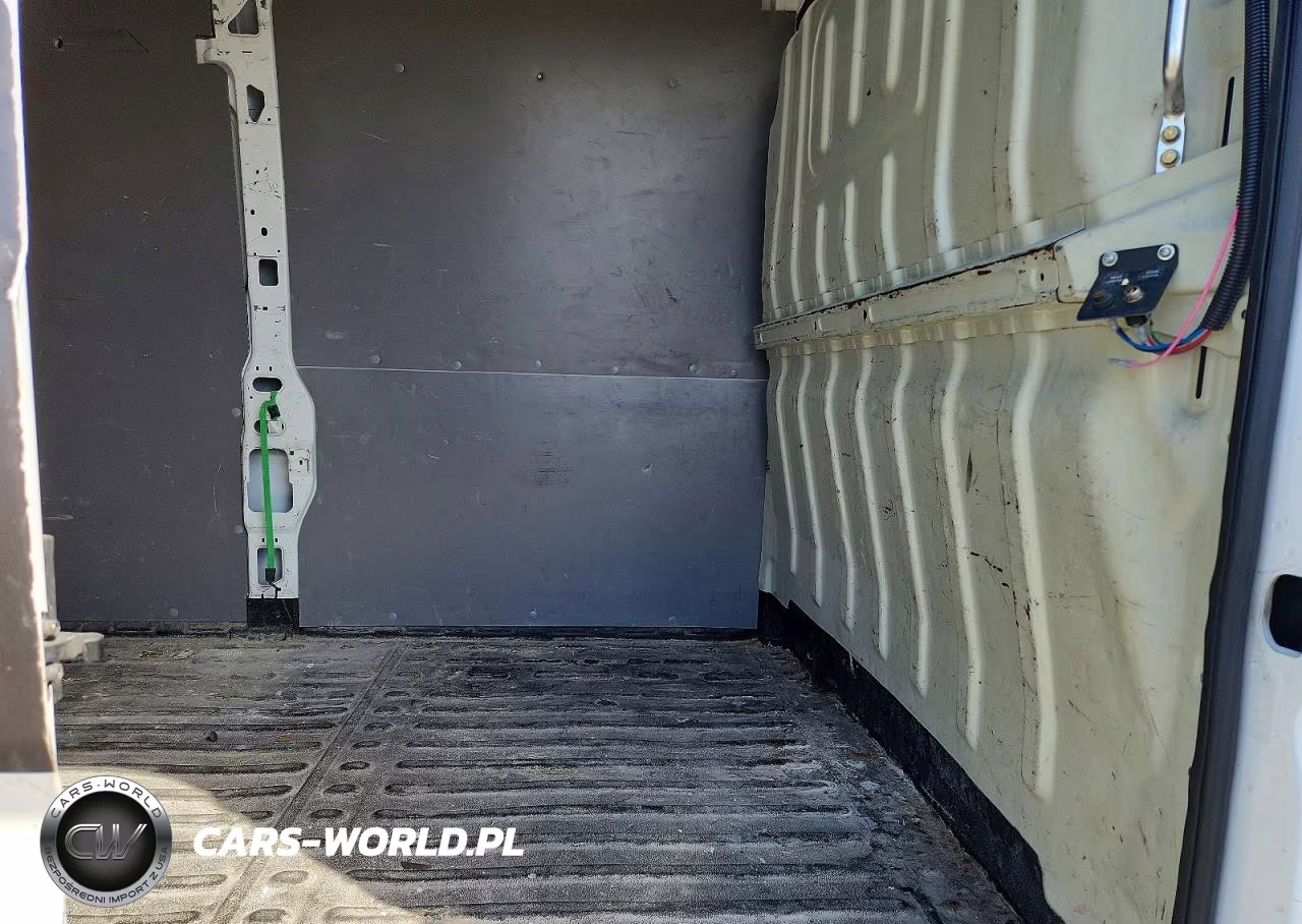 2019 Ram Promaster 3500 Delivery Van VIN:3C6URVJG4KE555664 - 11