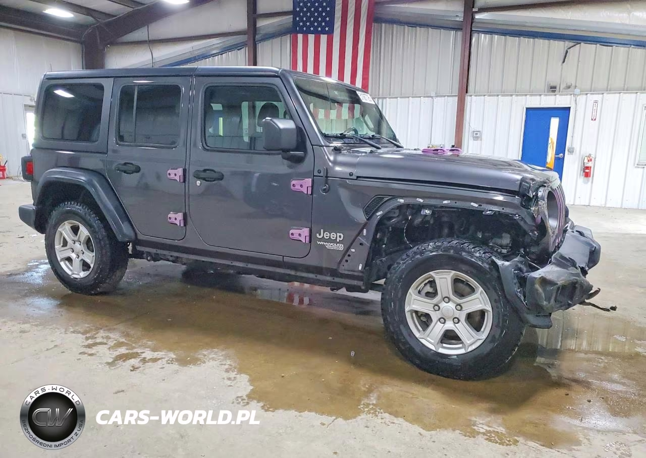 2020 Jeep Wrangler Unlimited Sport VIN:1C4HJXDN0LW211439 - 4