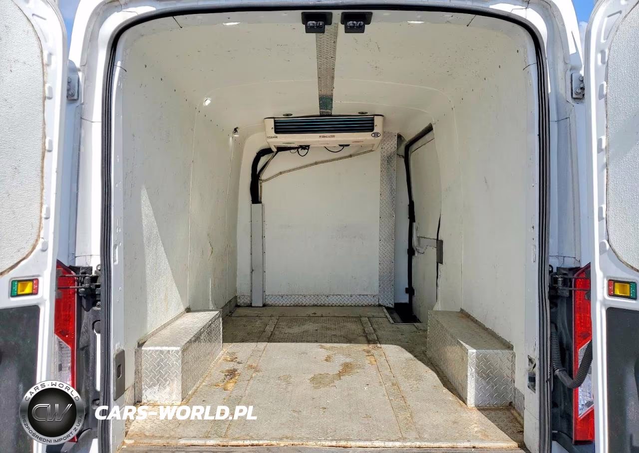 2023 Ford Transit 250 Refrigerated Delivery Van VIN:1FTBR1C85PKB01314 - 10