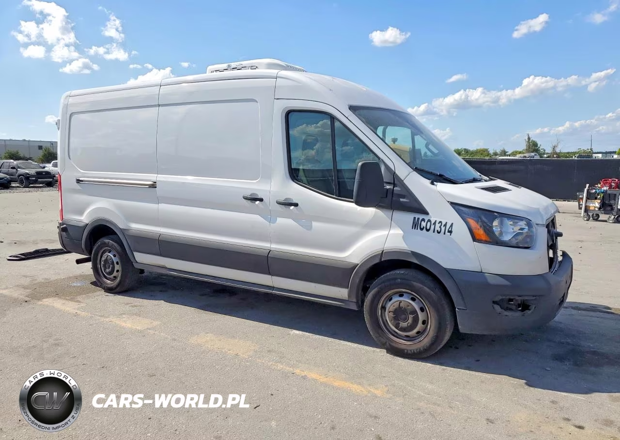 2023 Ford Transit 250 Refrigerated Delivery Van VIN:1FTBR1C85PKB01314 - 4