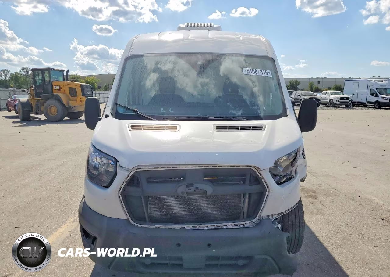 2023 Ford Transit 250 Refrigerated Delivery Van VIN:1FTBR1C85PKB01314 - 5