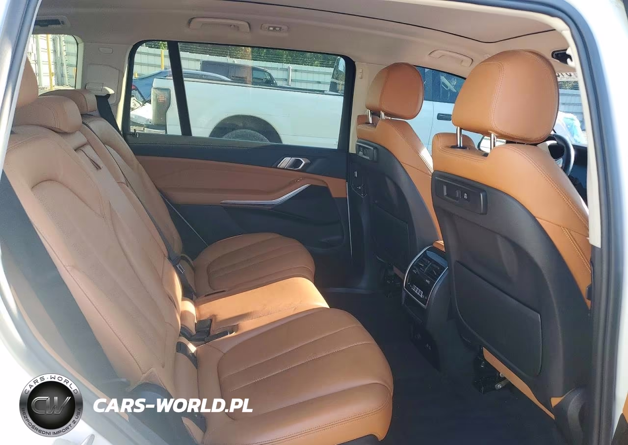 2021 BMW X7 xDrive40I VIN:5UXCW2C02M9H35987 - 11