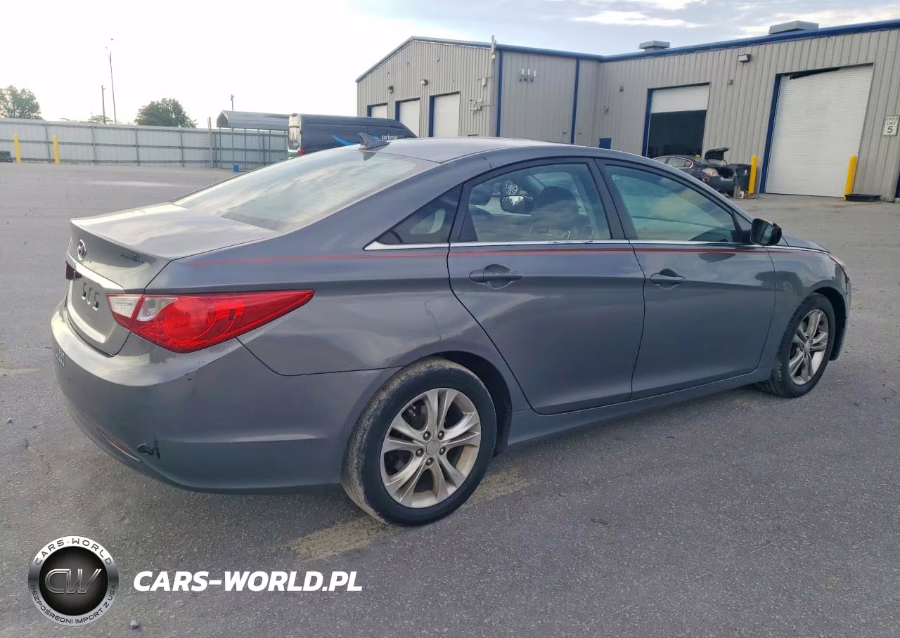 2011 Hyundai Sonata Gls VIN:5NPEB4AC4BH044752 - 3
