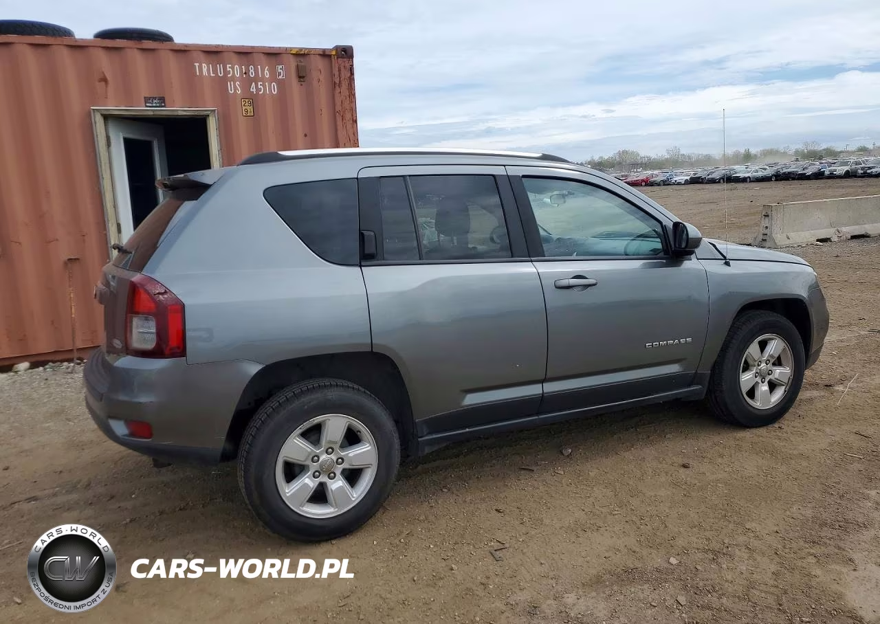 2014 Jeep Compass Latitude VIN:1C4NJCEA1ED588237 - 3