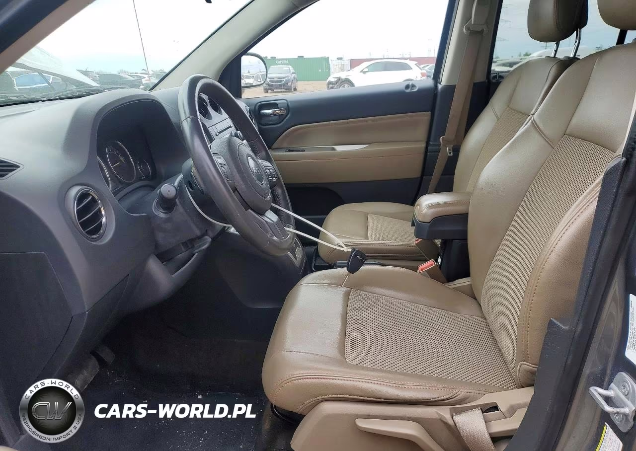 2014 Jeep Compass Latitude VIN:1C4NJCEA1ED588237 - 7