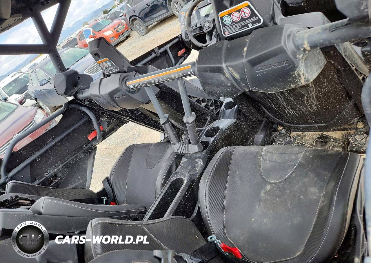 2025 Can-Am Maverick X3 Utility Vehicle VIN:3JBVNAV46SE000364 - 6