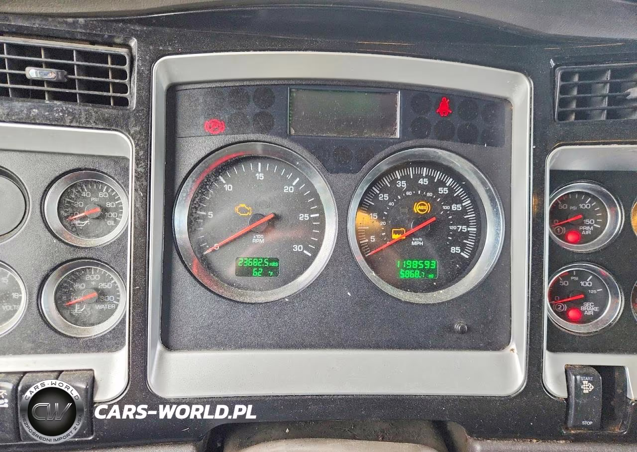 2010 Kenworth T800 Semi Truck VIN:1XKDD08X5AJ271398 - 8