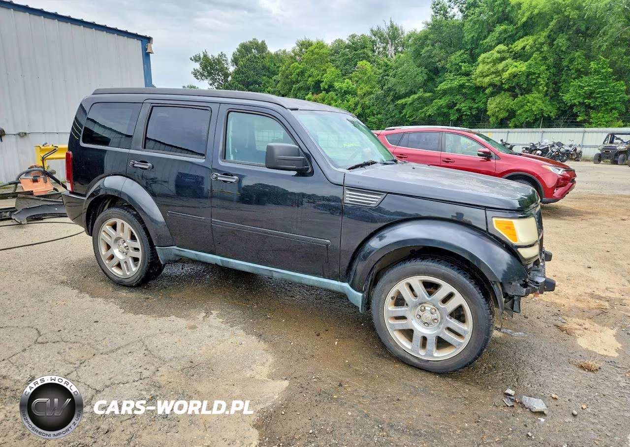 2011 Dodge Nitro Heat VIN:1D4PT4GK4BW602374 - 4