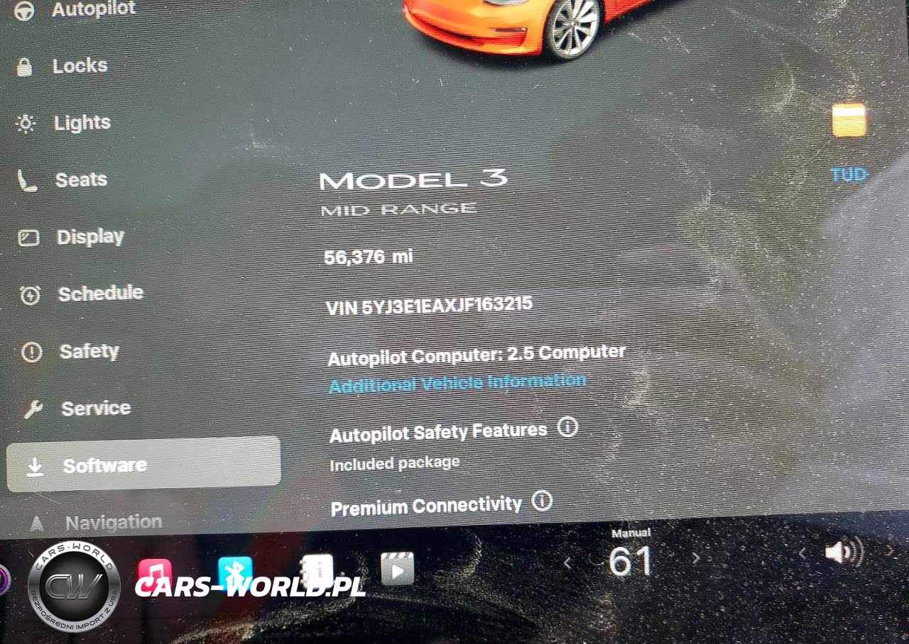 2018 Tesla Model 3 VIN:5YJ3E1EAXJF163215 - 9