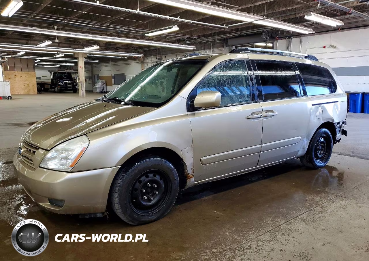 2009 Kia Sedona Lx