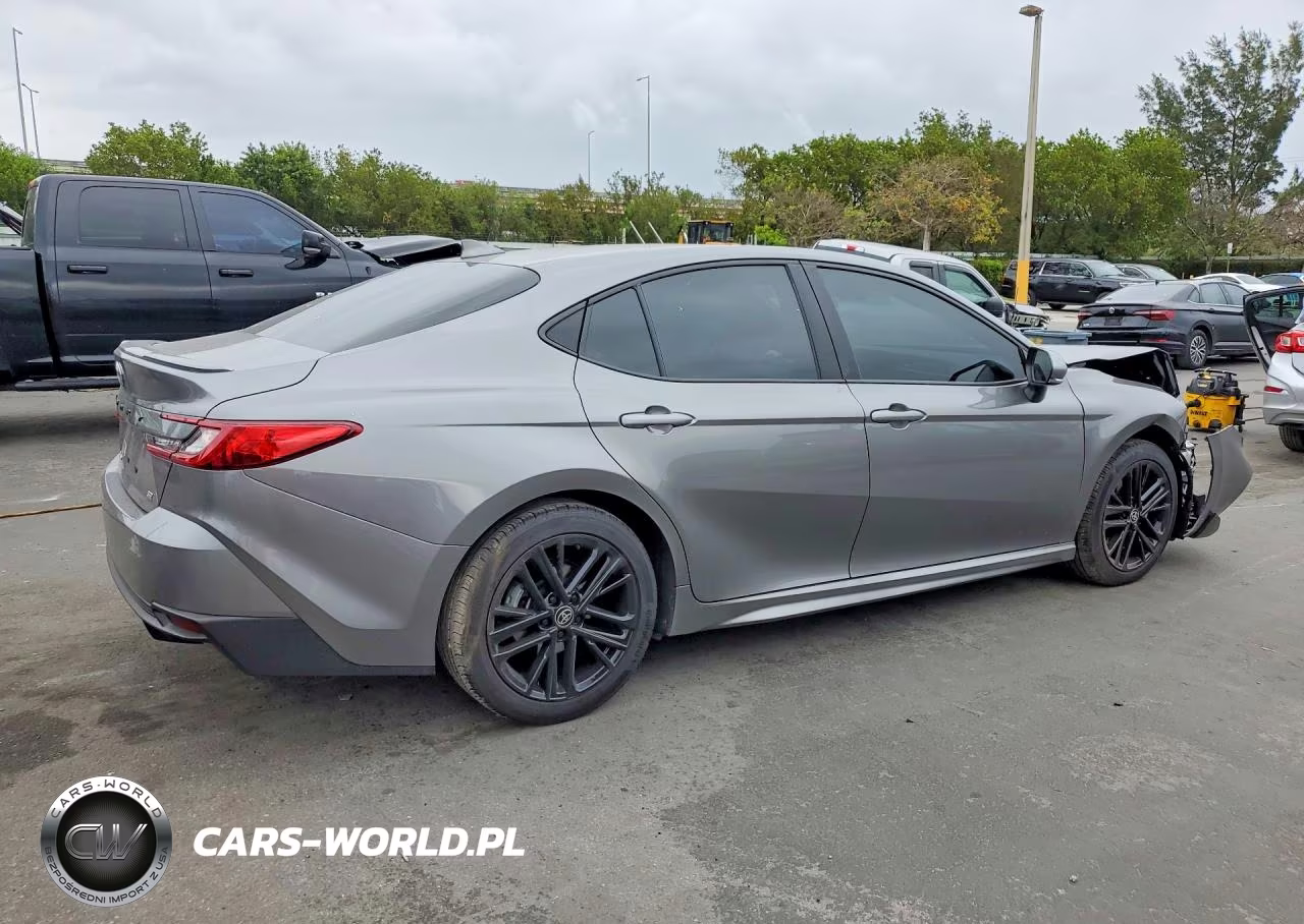 2025 Toyota Camry Se VIN:4T1DAACK9SU578381 - 3